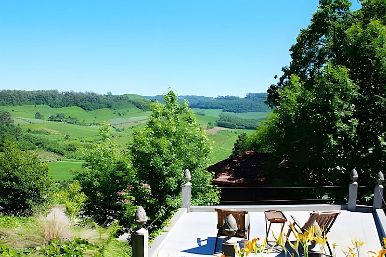 Casa Ervilhas com Vista Incrível no Vale