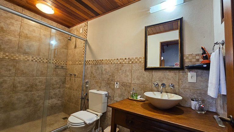 Casa Paterna Vista para o Vale em 6x Sem Juros