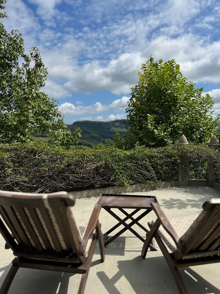 Casa Ervilhas com Vista Incrível no Vale