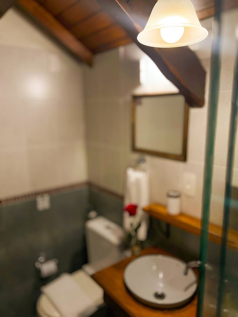 Casa Paterna: Seu Refúgio Romântico no Vale