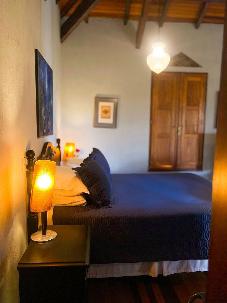 Casa Paterna: Seu Refúgio Romântico no Vale