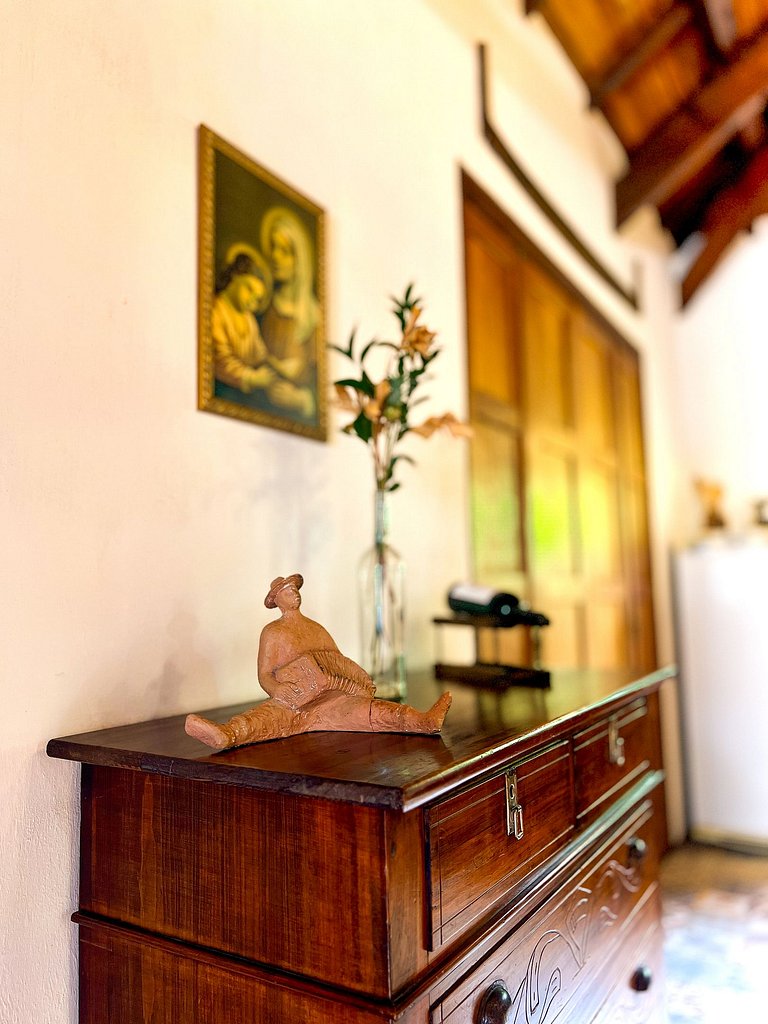 Casa Paterna: Seu Refúgio Romântico no Vale