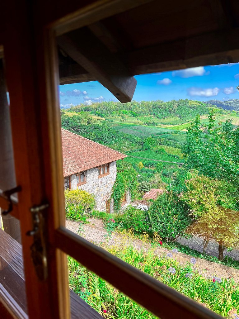 Casa Paterna Vista Única para o Vale dos Vinhedos
