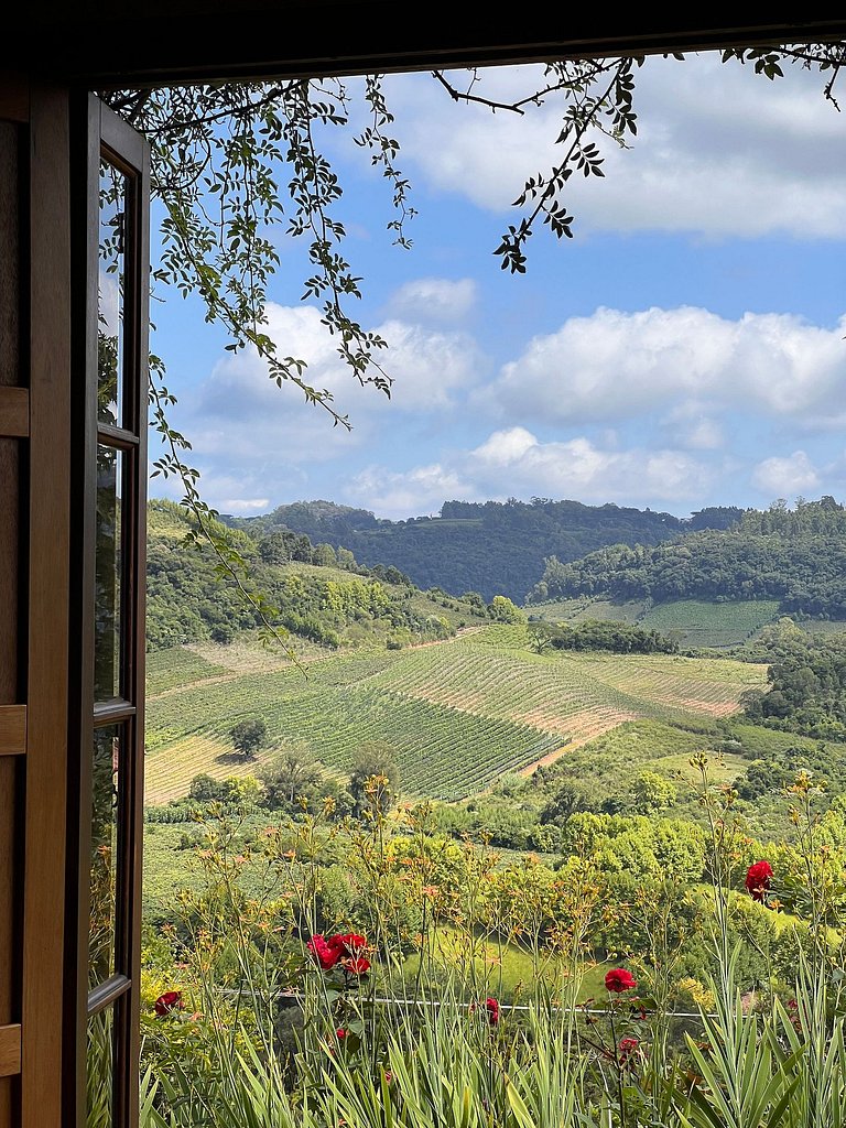 Casa Paterna Vista Única para o Vale dos Vinhedos