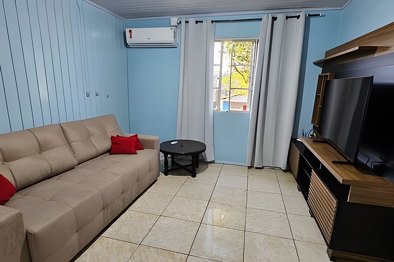 Casa Confortável com Fogão a Lenha e Churrasqueira