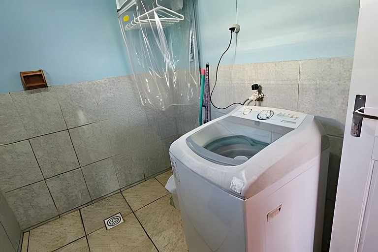 Casa Completa com Fogão a Lenha e Churrasqueira