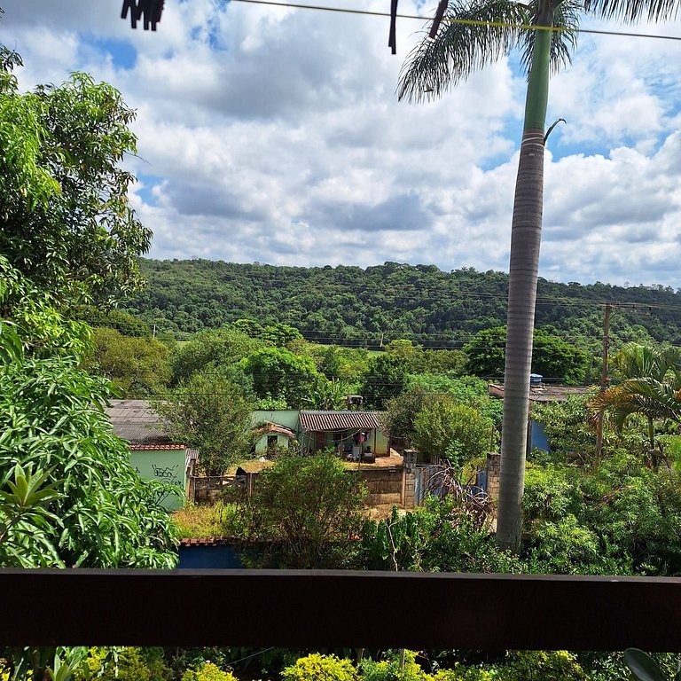 Charmoso Quarto com Vista para a Serra do Elefante