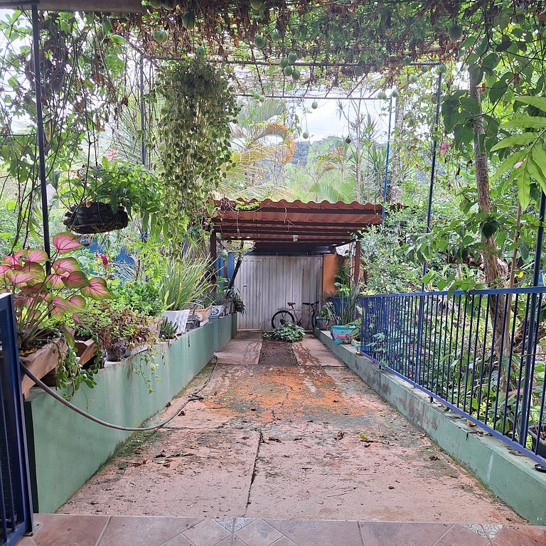 Charmoso Quarto com Vista para a Serra do Elefante