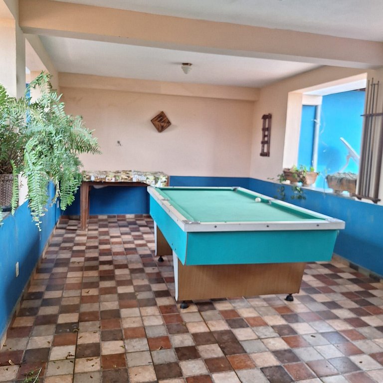 Charmoso Quarto com Vista para a Serra do Elefante