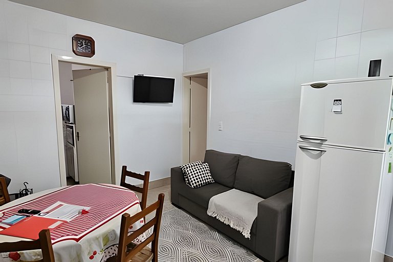 Casa com Lareira e Ar Condicionado Bem Localizada