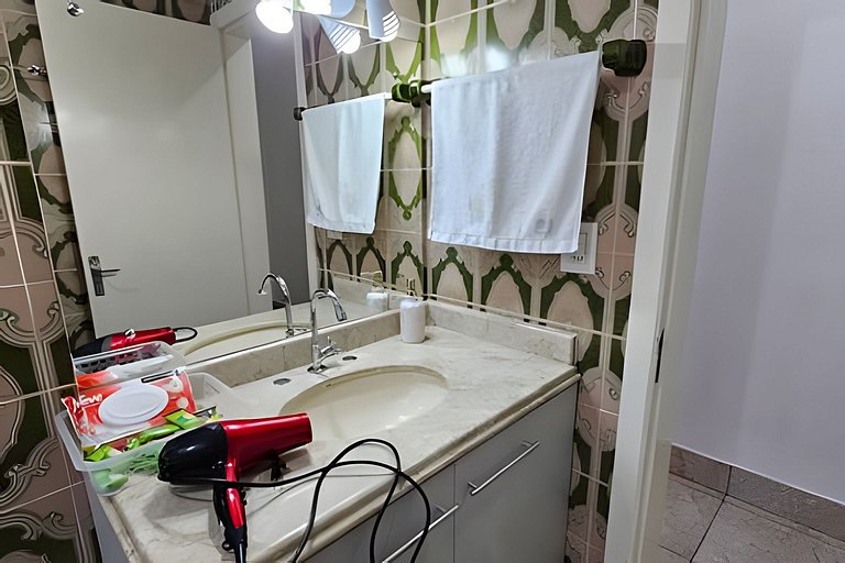 Casa com Lareira e Ar Condicionado Bem Localizada