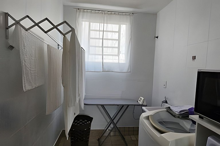 Casa com Lareira e Ar Condicionado Bem Localizada