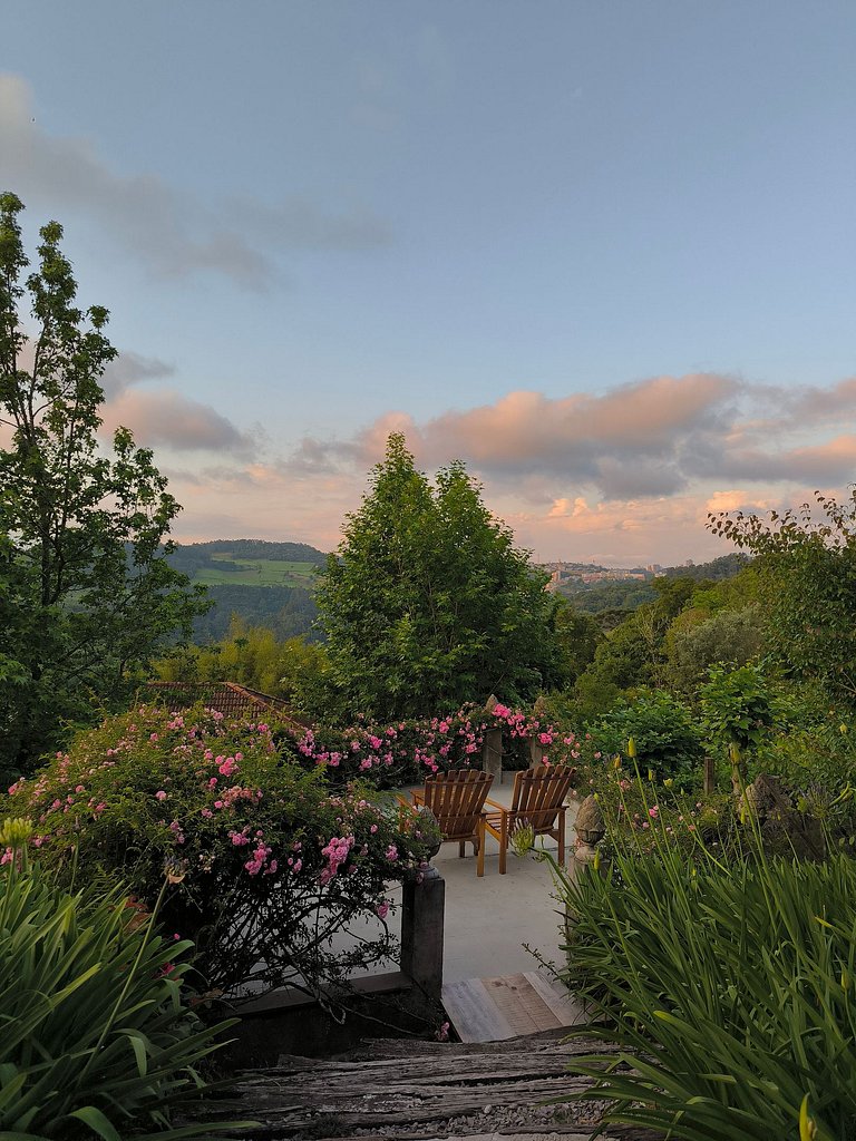 Casa Ervilhas com Vista Incrível no Vale