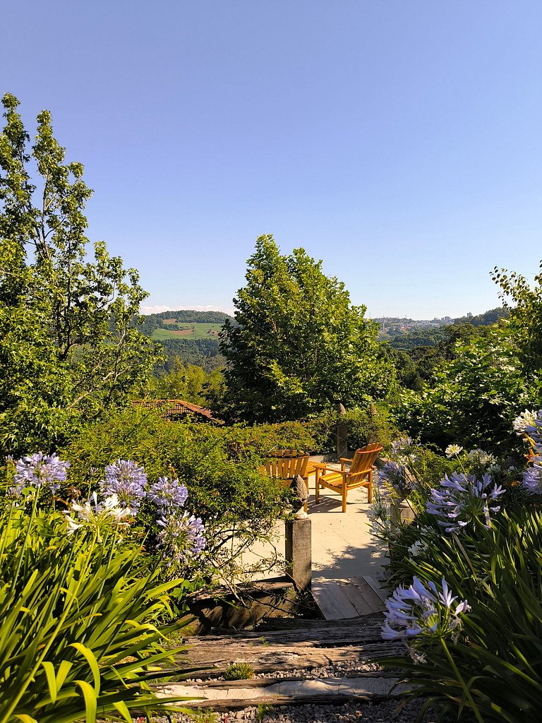 Casa Ervilhas com Vista Incrível no Vale