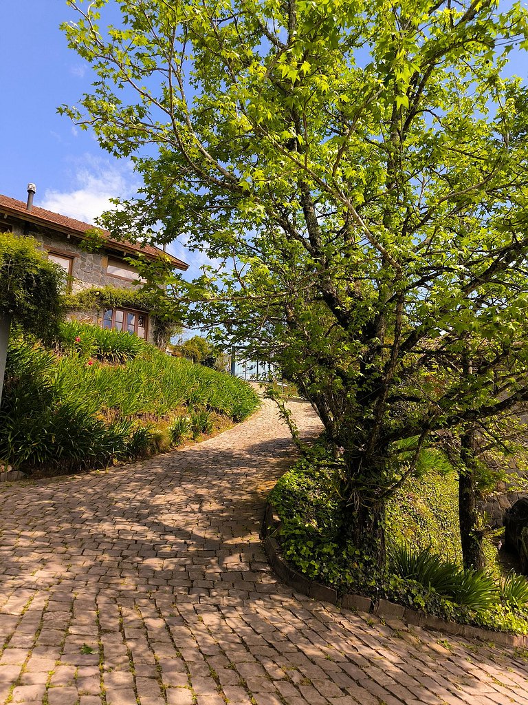 Casa Rocca com Vista Incrível do Vale dos Vinhedos