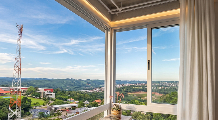 Apê em Bento com vista, churrasqueira e ótima localização