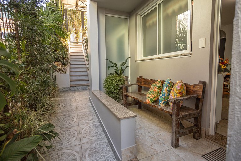 Casa com Lareira e Ar Condicionado Bem Localizada