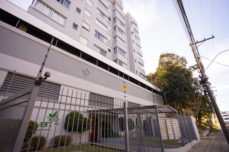 Apê em Bento com vista, churrasqueira e ótima localização